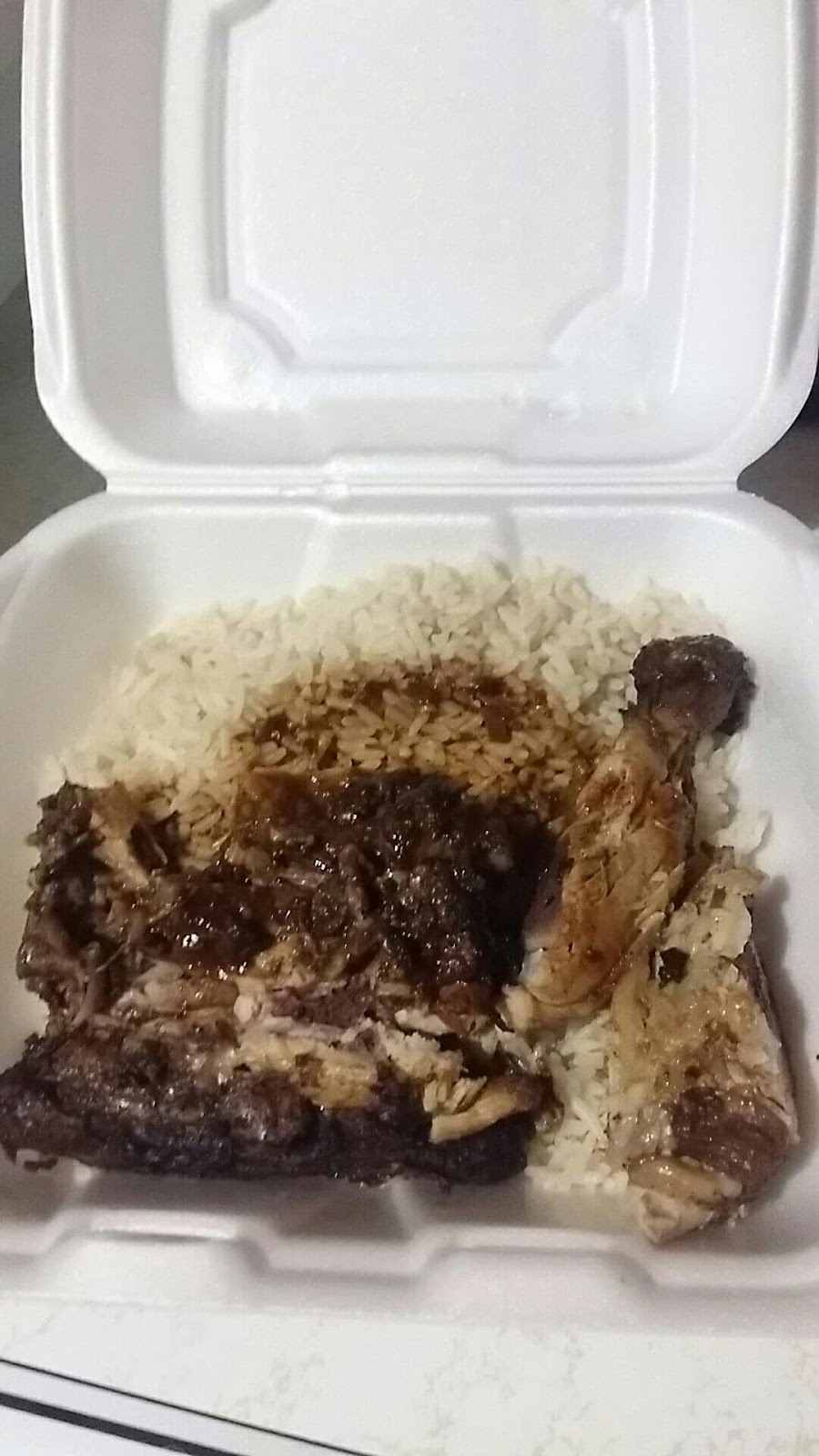 Jamaica Lee style cuisine | 1 Wright Avenue, Dartmouth, NS B2X 1T5, Canada | Phone: (902) 223-0440