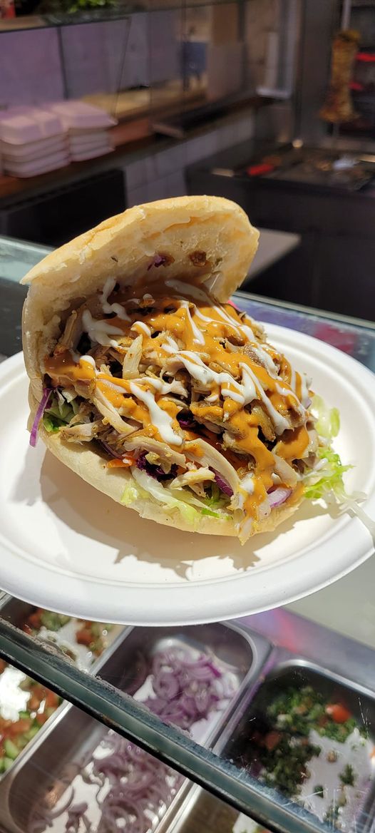 Le Doner | 3100 Blvd. de la Concorde E, Laval, QC H7E 2B8, Canada | Phone: (450) 661-3666