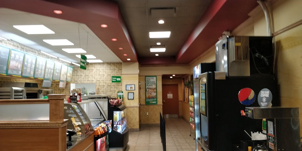 Subway | 278 Lacewood Dr, Halifax, NS B3M 3N8, Canada | Phone: (902) 443-7078