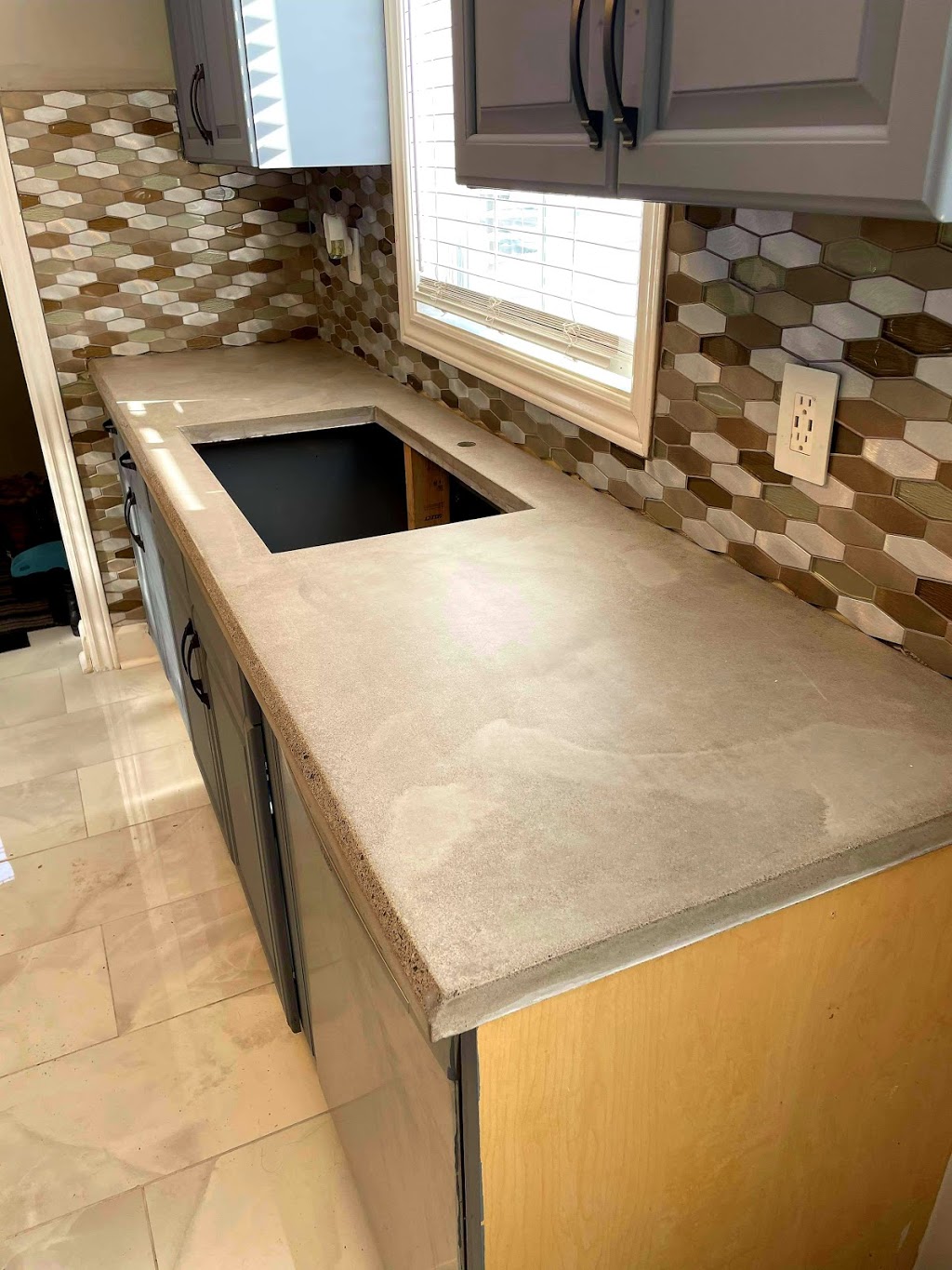 Carroll Concrete Countertops | 246 Ahrens St W, Kitchener, ON N2H 4E4, Canada | Phone: (226) 972-9796