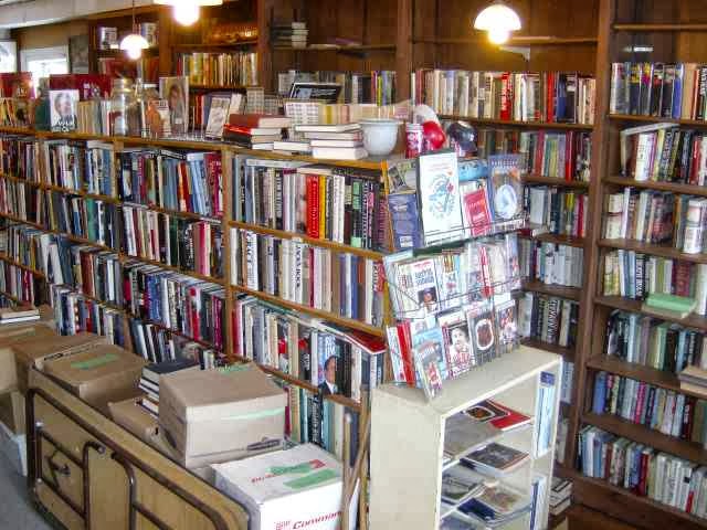 Old Favorites Bookshop Ltd | 132 ON-7, Locust Hill, ON L0H 1J0, Canada | Phone: (905) 294-3865