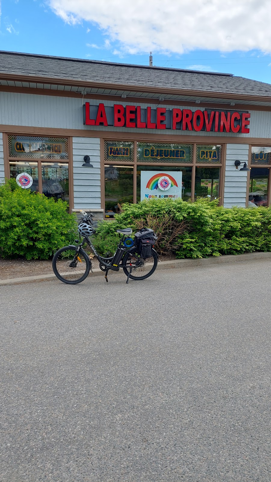 Restaurant La Belle Province | 40 Bd Norbert Morin, Sainte-Agathe-des-Monts, QC J8C 2V6, Canada | Phone: (819) 321-1949