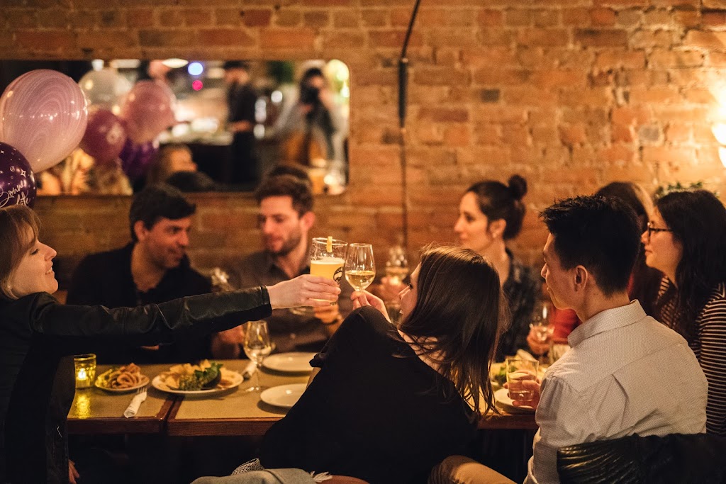 Bar Tapas Taza Flores | 5375 Av du Parc, Montréal, QC H2V 4G9, Canada | Phone: (514) 274-5516