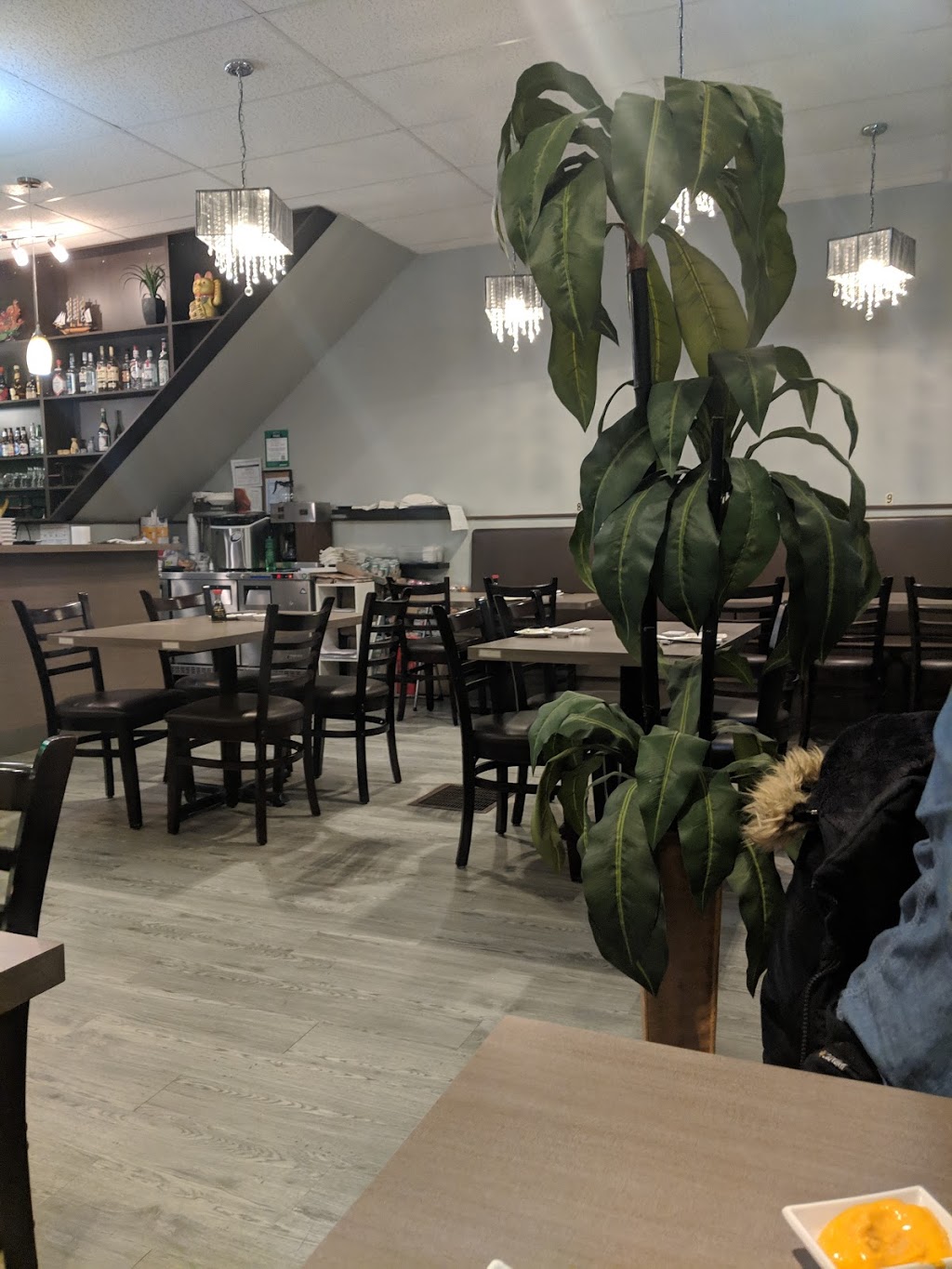 O.K Restaurant | 23 William St N, Lindsay, ON K9V 3A3, Canada | Phone: (705) 324-2812