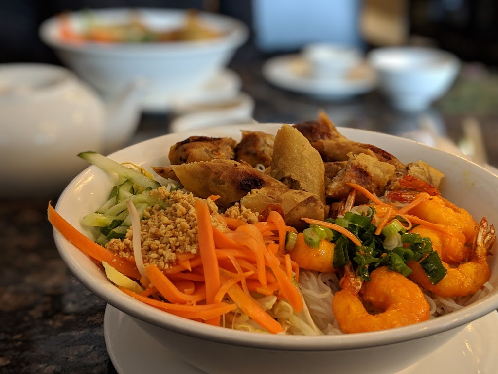 SEN Vietnamese Kitchen | 4307 130 Ave SE #31, Calgary, AB T2Z 3V8, Canada | Phone: (403) 726-2335