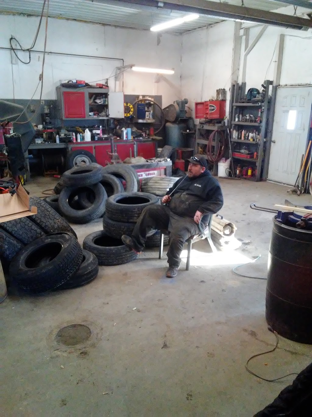Sanilac Oil & Tire Inc | 1877 S Sandusky Rd, Sandusky, MI 48471, USA | Phone: (810) 648-3032