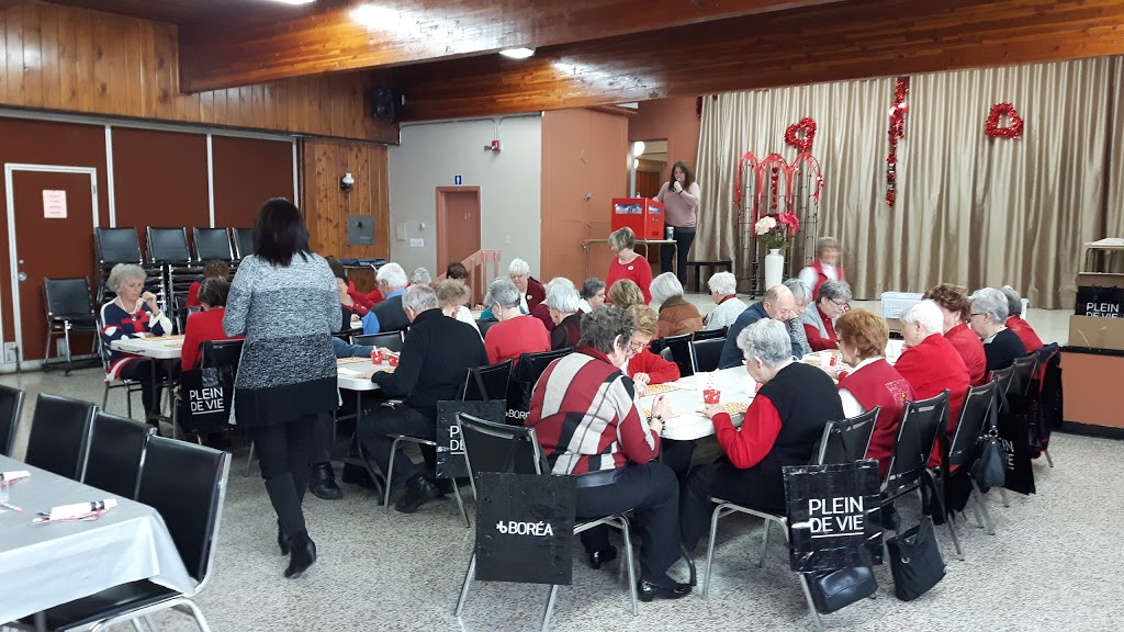 Holy Redeemer | 421 Curé-Labelle Boul, Blainville, QC J7C 2H4, Canada | Phone: (450) 437-2018