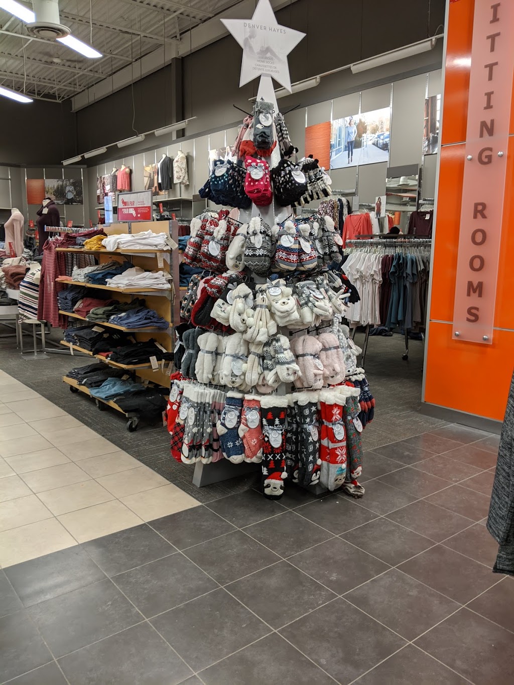 Marks | Weston Rd #2625D, North York, ON M9N 3W2, Canada | Phone: (416) 241-3571