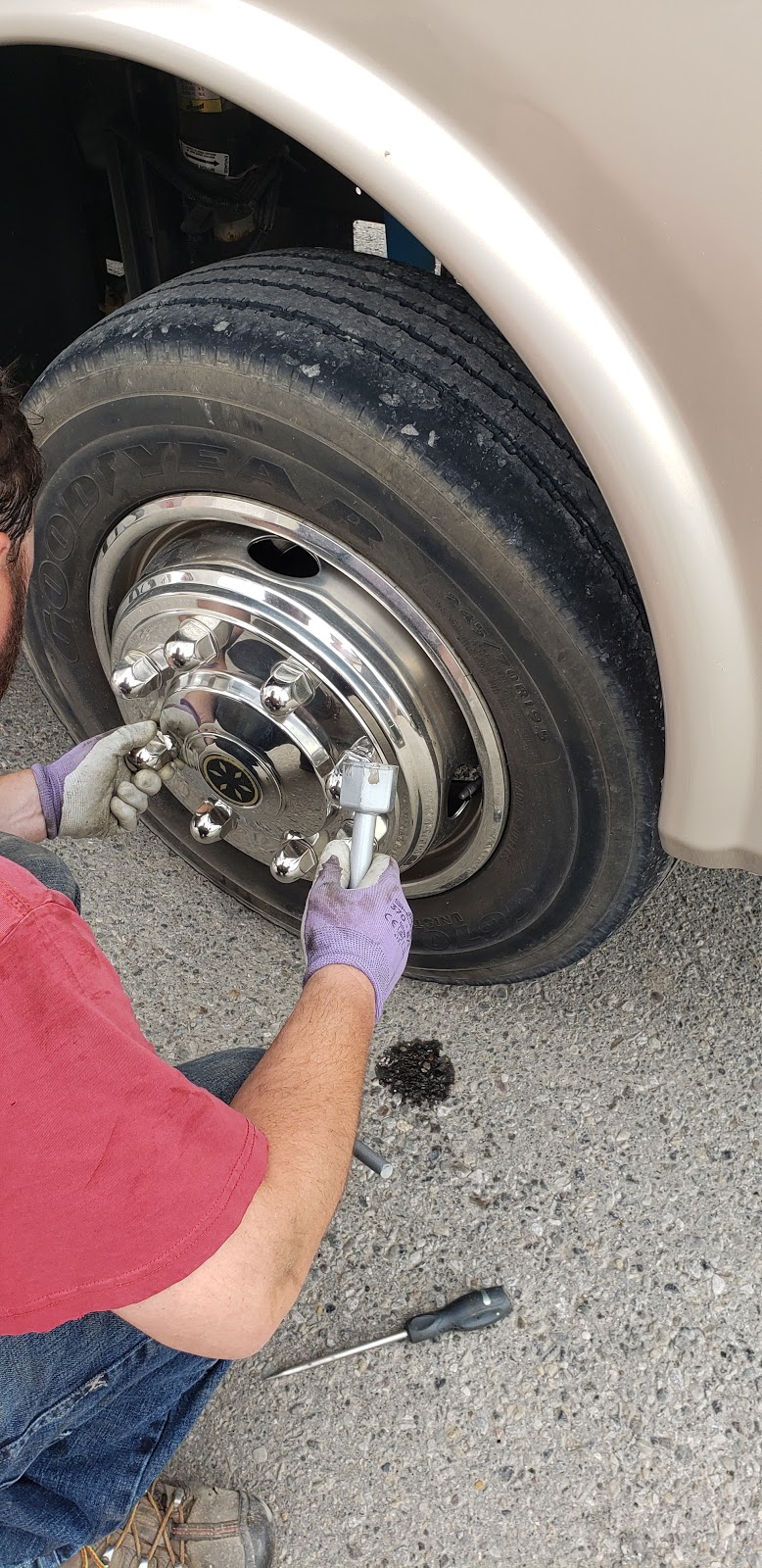 Lundbreck Tire & Lube | 101 Breckenridge Ave, Lundbreck, AB T0K 1H0, Canada | Phone: (403) 628-2682