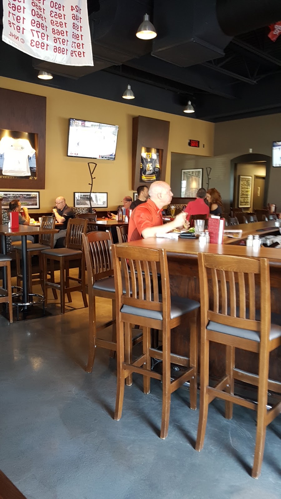 Boston Pizza | 1150 Rue Yves-Blais, Terrebonne, QC J6V 1P7, Canada | Phone: (450) 585-9989