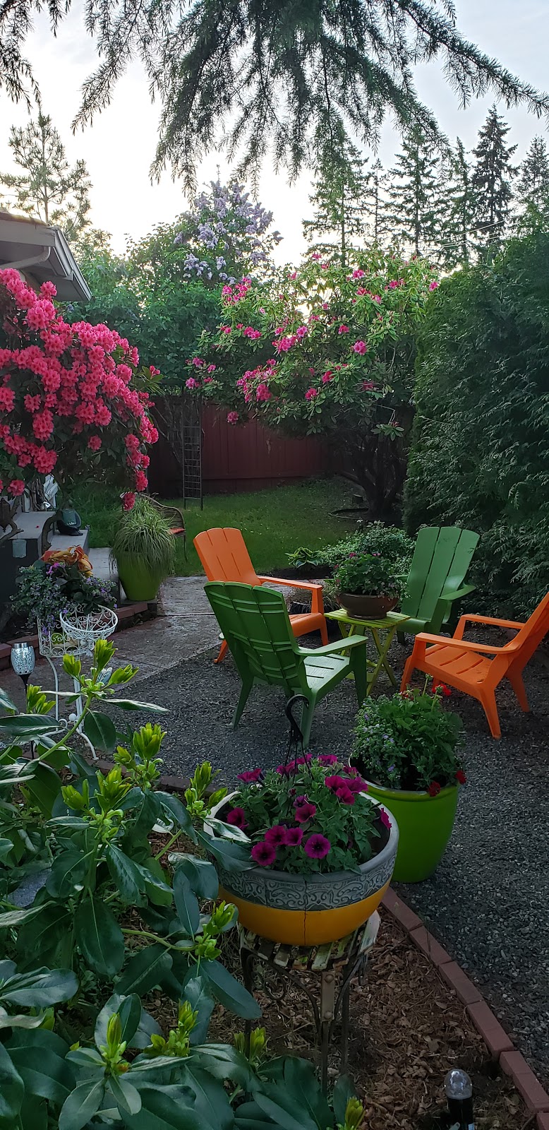 Zen Massage & BNB Massage | 310 Dogwood Dr, Ladysmith, BC V9G 1T5, Canada | Phone: (250) 327-2801