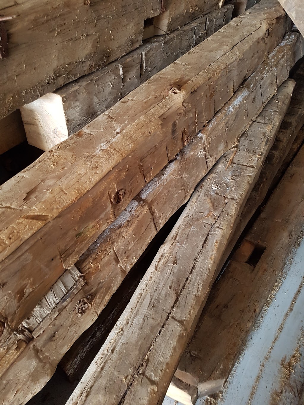 GTA Barnwood Limited | 3030 Purdy Dr, Campbellville, ON L0P 1B0, Canada | Phone: (416) 276-7824