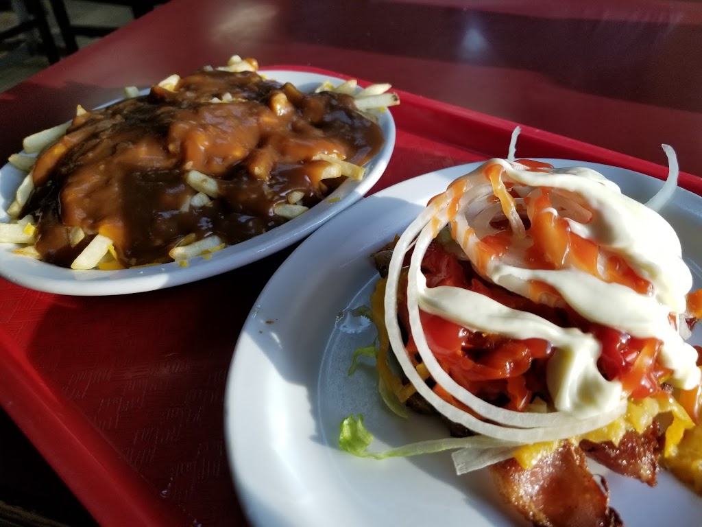 Munchies | 4206 Oil Heritage Rd, Petrolia, ON N0N 1R0, Canada | Phone: (519) 882-1000