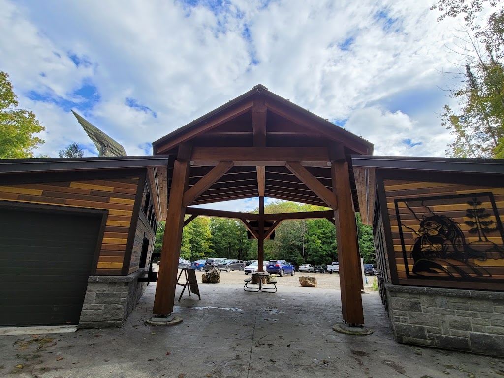 Halfway Log Dump Parking | Halfway, Log Dump Rd, Tobermory, ON N0H 2R0, Canada | Phone: (519) 596-2233