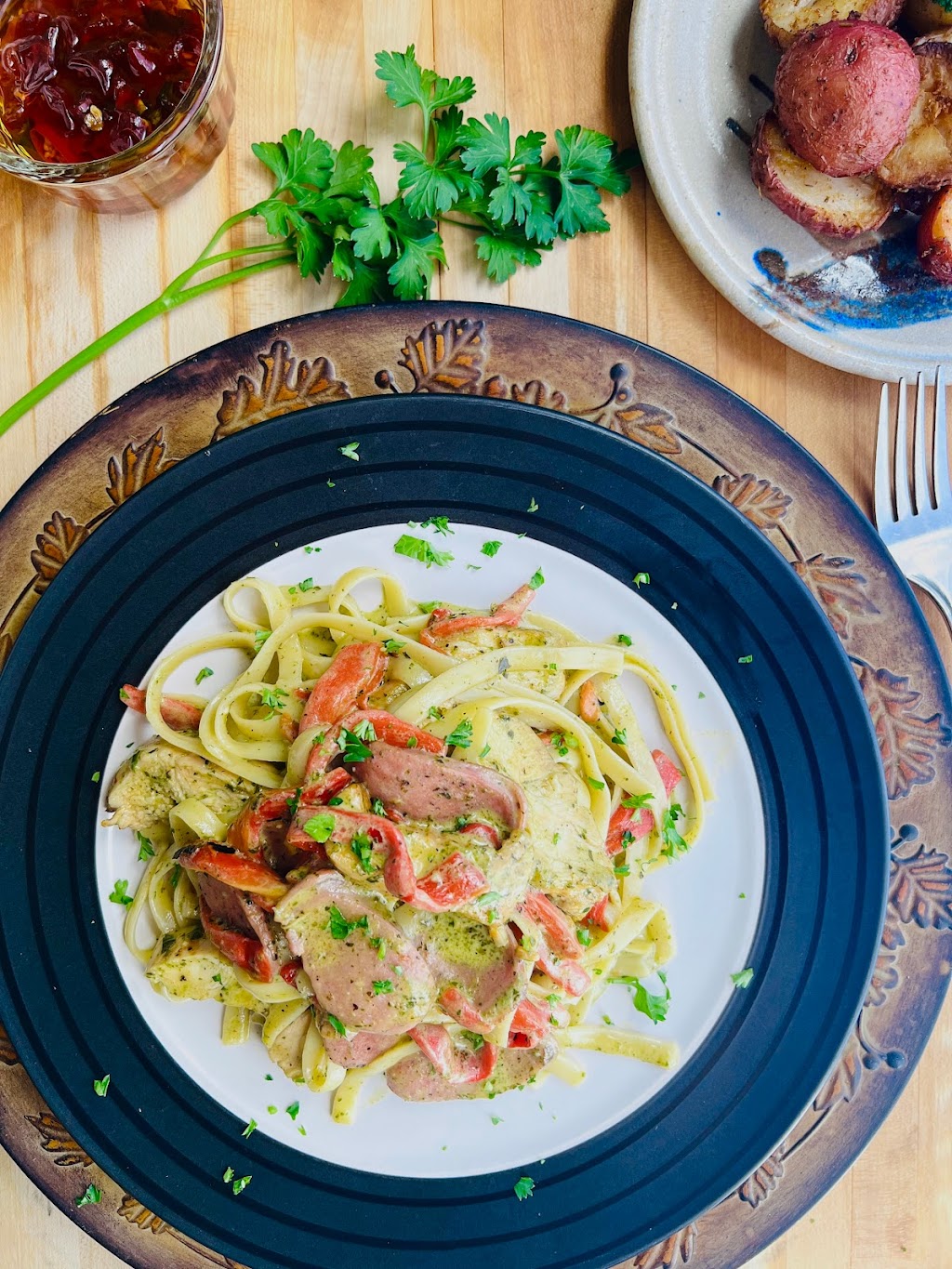 Linguines Italian Restaurant | 257 N Front St, Belleville, ON K8P 3C2, Canada | Phone: (613) 962-5444