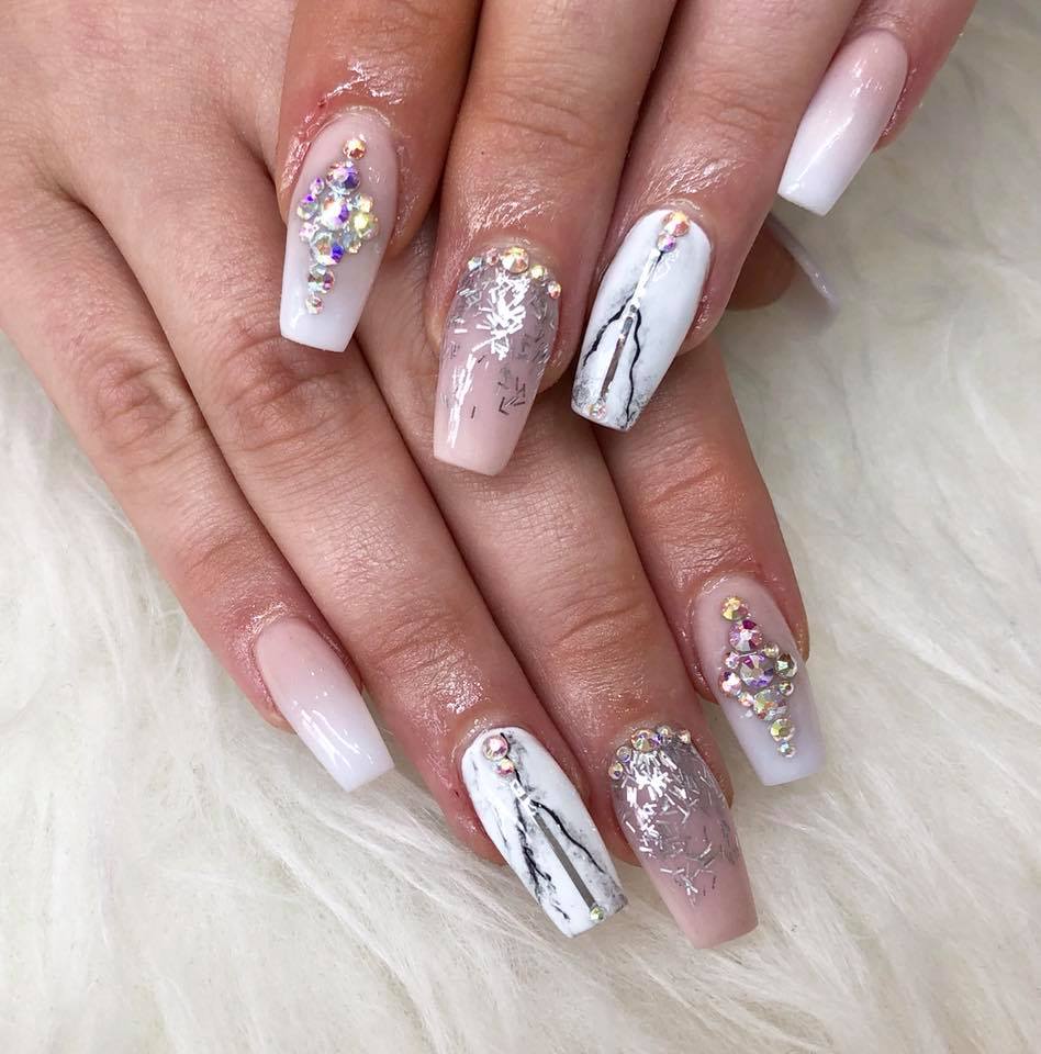 lavish Nail & Spa East Hills | 95 E Hills Blvd SE #20, Calgary, AB T2A 7X4, Canada | Phone: (403) 248-4413