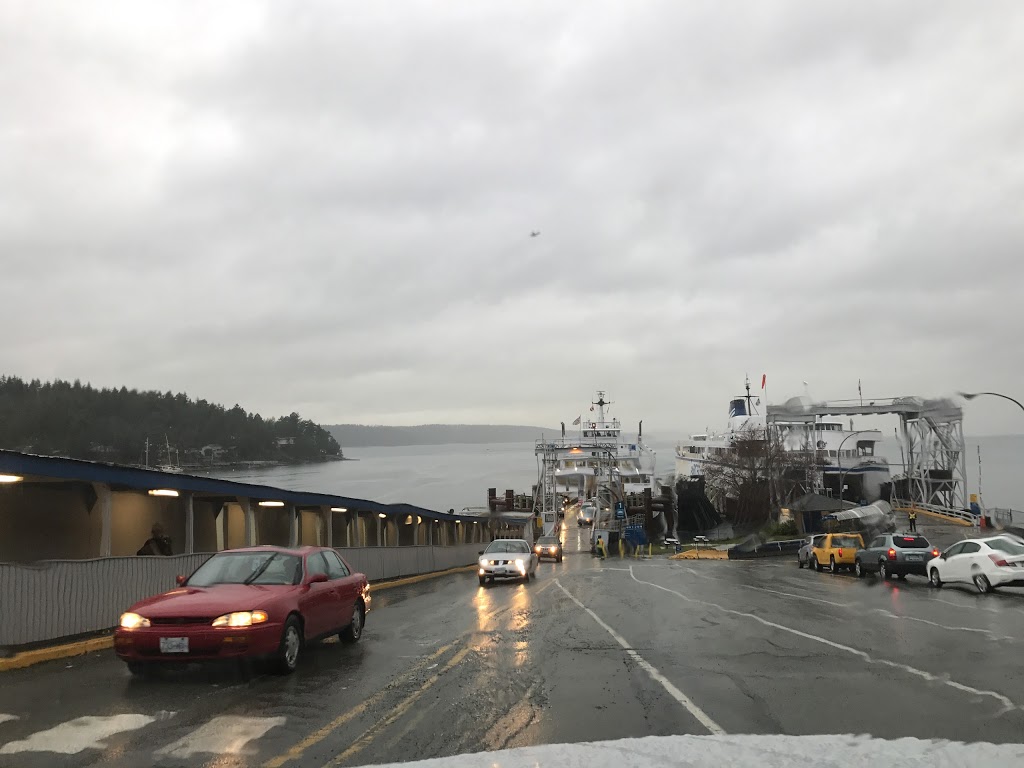 Village Fare | 495 Dalton Dr, Mayne Island, BC V0N 2J0, Canada