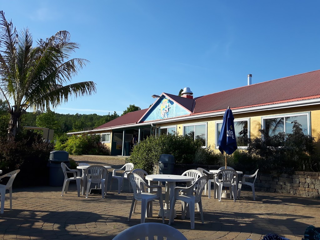 Domaine De La Riviere Aux Pins 100 DU SOLEIL AVE, Fossambaultsurle