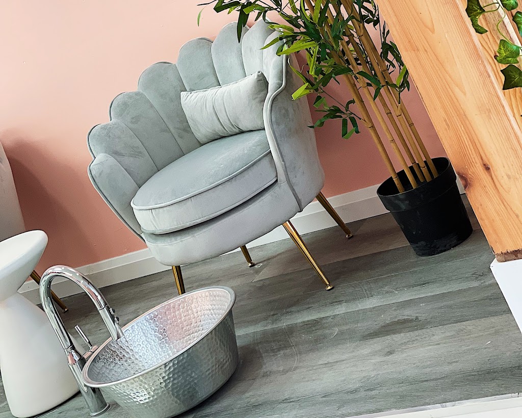 Magic Emporium Spa | 755 Jane St, Toronto, ON M6N 4B3, Canada | Phone: (416) 762-1000