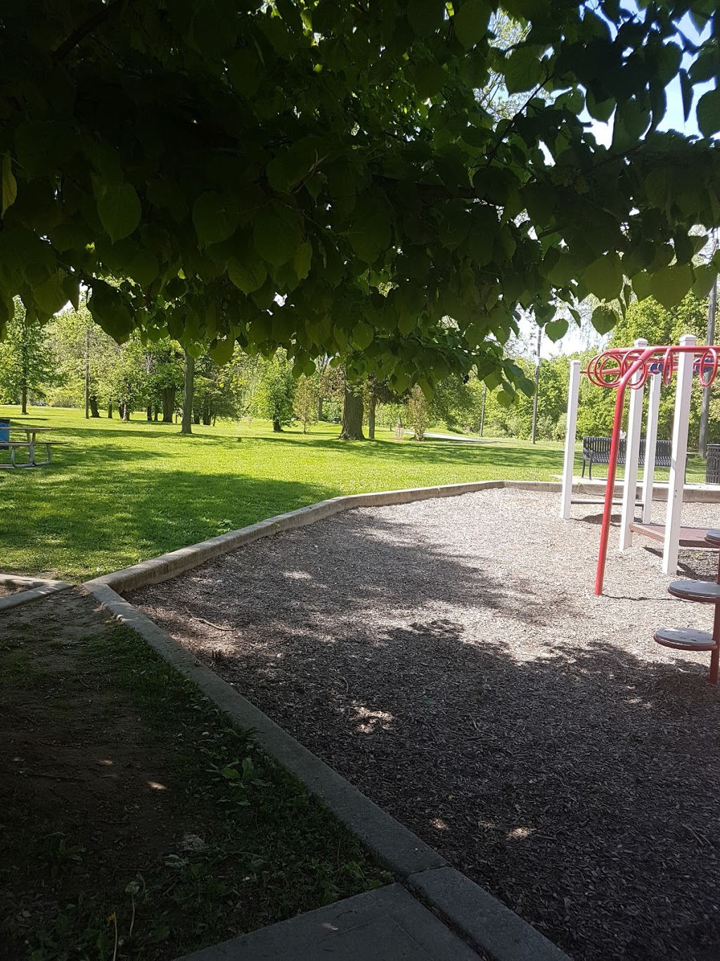 Coronation Park | 19 Van St, Tillsonburg, ON N4G 2M7, Canada