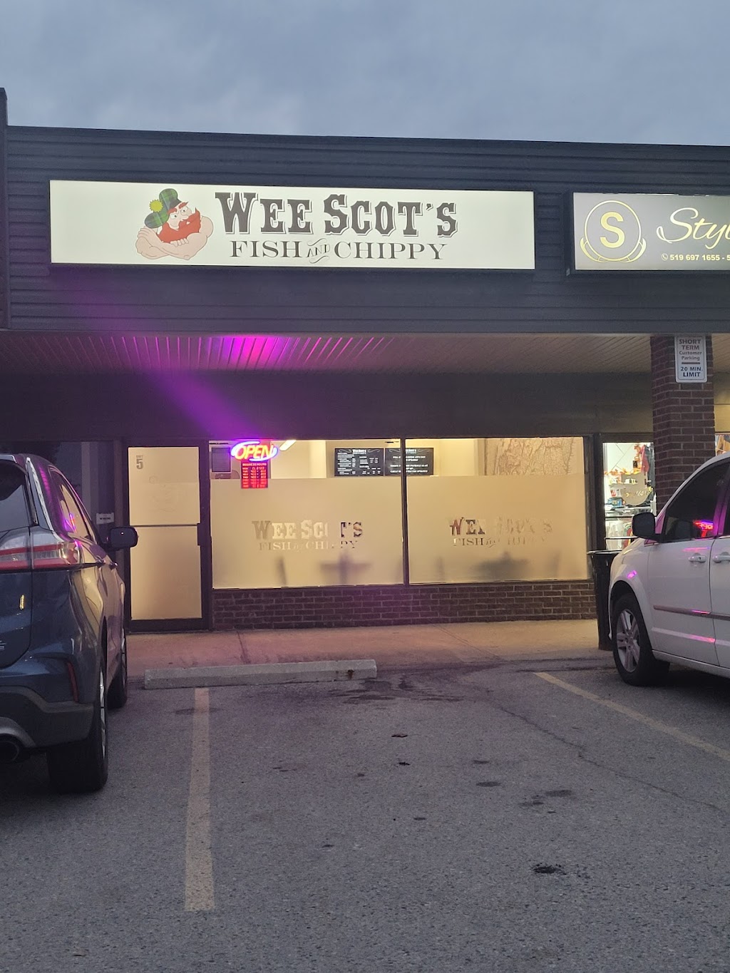 Wee Scots Fish and Chippy | 725 Notre Dame Dr, London, ON N6J 3B6, Canada | Phone: (519) 668-7785
