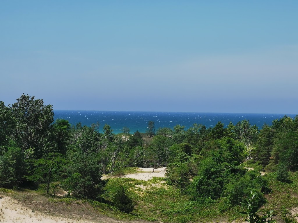 West Lake Vacation Rentals | 20 Loop Ln, Picton, ON K0K 2T0, Canada | Phone: (613) 921-8138