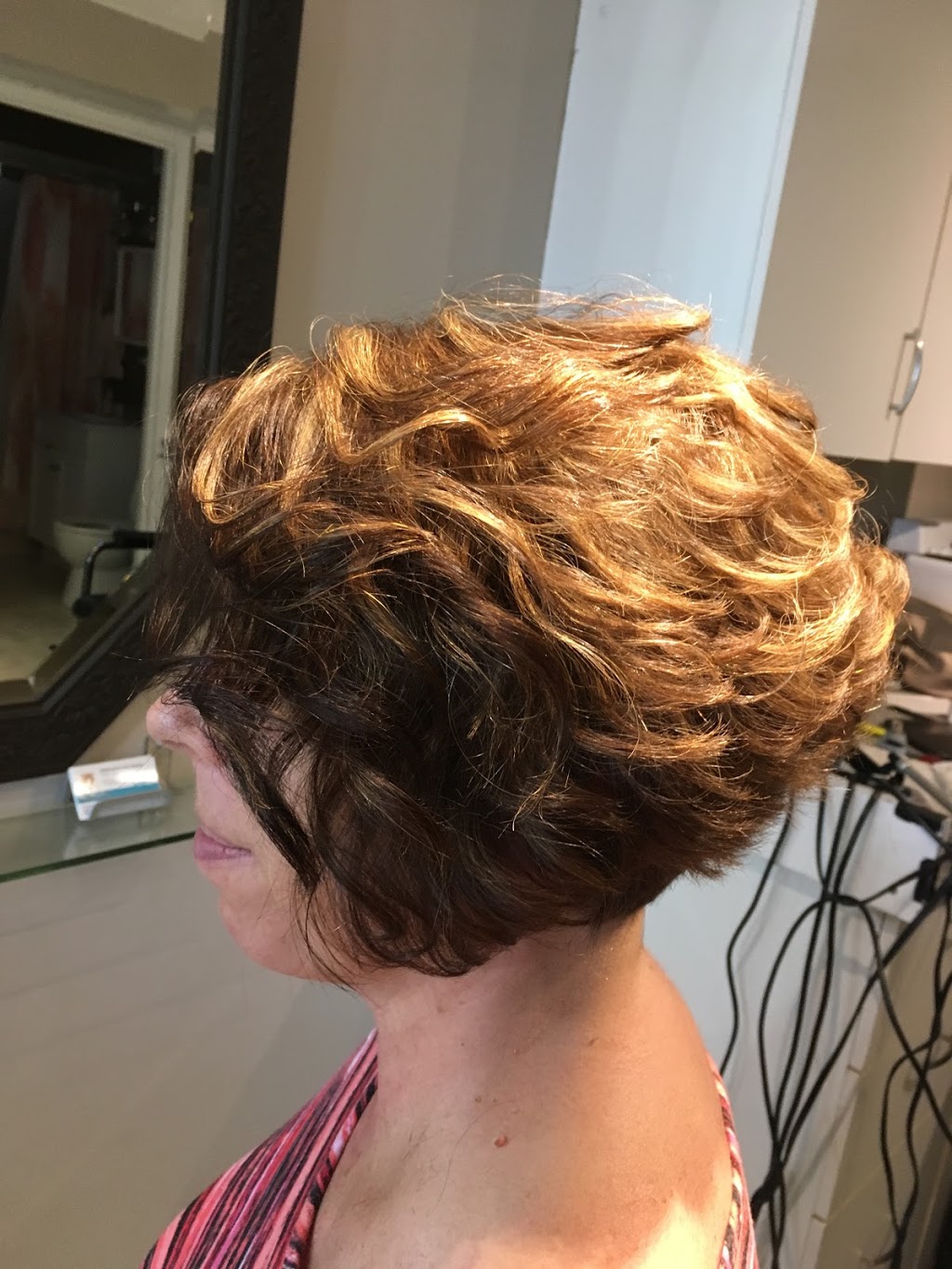 Stephanies hair studio | 39 April Gardens, Aurora, ON L4G 4R7, Canada | Phone: (416) 820-9326