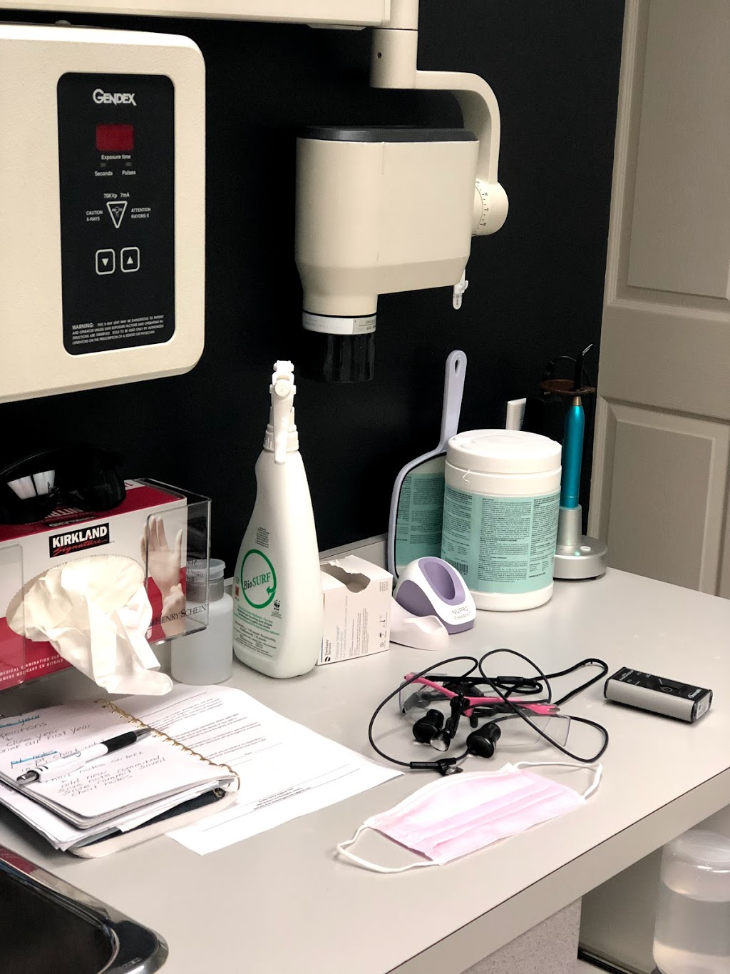 Kirollos Dental Hygiene Clinic | 2465 Walkers Line, Burlington, ON L7M 4K4, Canada | Phone: (647) 336-4133