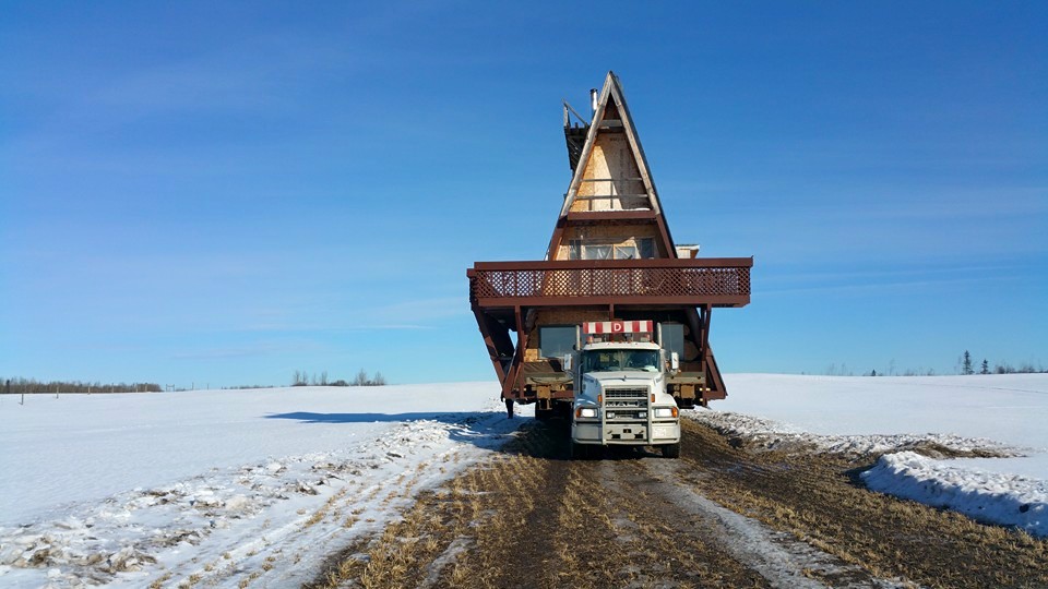 Bilsborrow Building Movers | 986 Boulder Blvd, Stony Plain, AB T7Z 0E5, Canada | Phone: (780) 459-5933