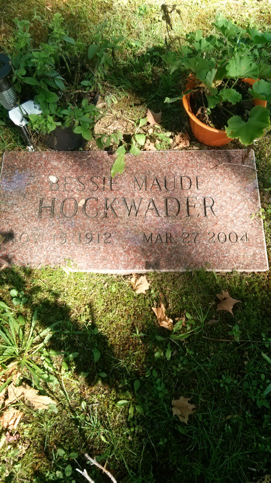 Chestnut Ridge Cemetery | 6690-6724 Chestnut Ridge Rd, Orchard Park, NY 14127, USA