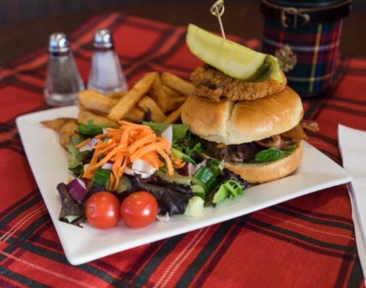 The Glen Scottish Restaurant & Pub | 6081 Hazeldean Rd unit 1010, Stittsville, ON K2S 1B9, Canada | Phone: (613) 836-5622