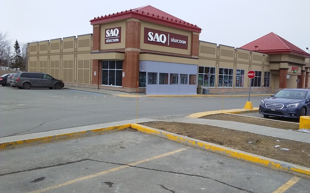 SAQ Sélection | store | 8500 Boulevard Henri-Bourassa, Québec, QC G1G 5X1, Canada | 4186285567 OR +1 418-628-5567