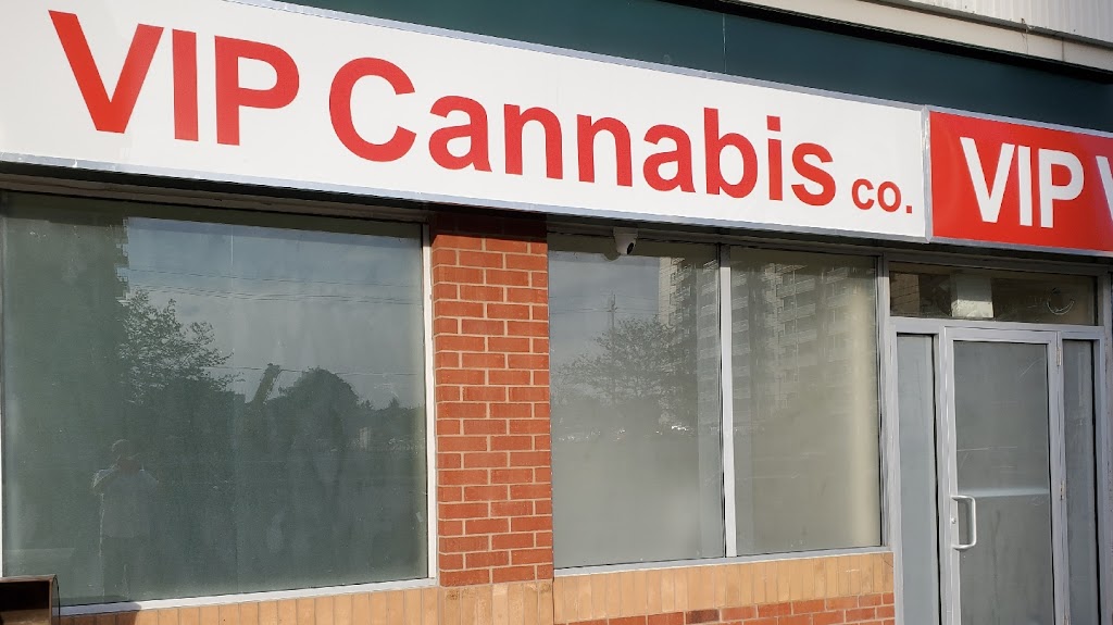 VIP Cannabis Co. | Woodstock | Cannabis Dispensary | 930 Dundas St #107, Woodstock, ON N4S 1H1, Canada | Phone: (519) 398-1032