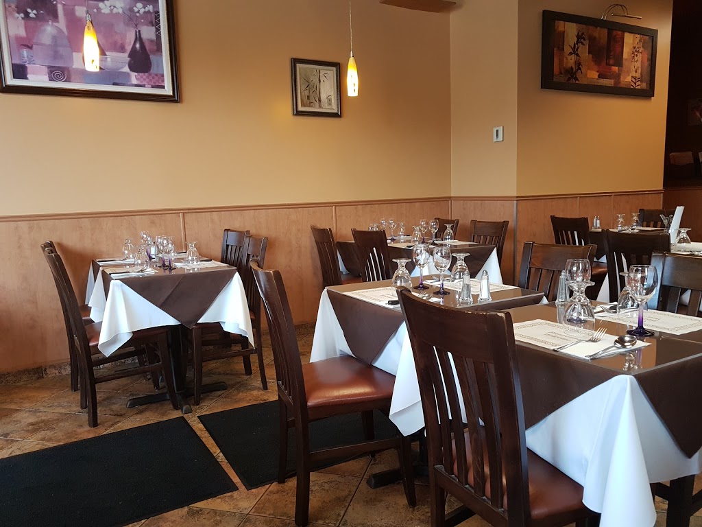 Petit Tournesol Dore | 535 Rue Samuel de Champlain, Boucherville, QC J4B 6B6, Canada | Phone: (450) 449-0319
