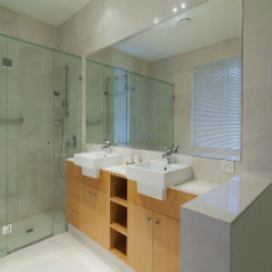 Alder Glass & Aluminum Ltd | 1838 De Vries Ave, Winnipeg, MB R2G 3S8, Canada | Phone: (204) 668-7552