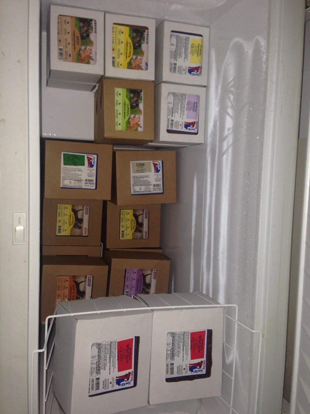 Wild Coast Pet Food | 21029 36 Ave, Langley City, BC V3A 8N5, Canada | Phone: (604) 832-5881