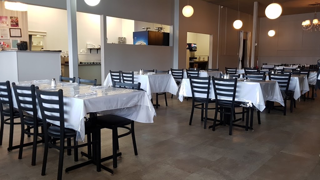 Leals & Teals Steakhouse | 4923 50 Ave #2, Barrhead, AB T7N 1A1, Canada | Phone: (780) 674-4478