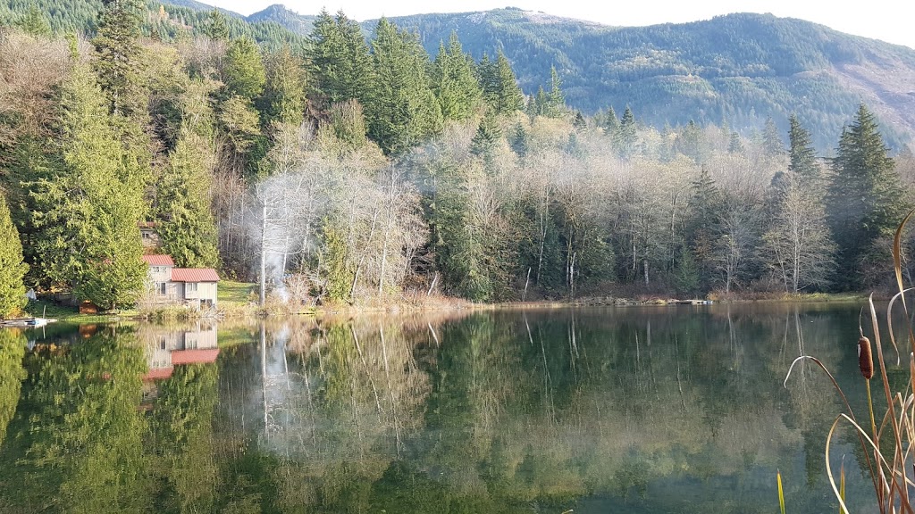 Two Bedroom Cabin - 83MF | 9249 Upper Frost Creek Rd, Maple Falls, WA 98266, USA | Phone: (636) 736-4460