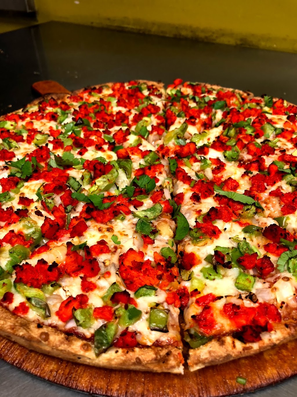 Choice Pizza Ltd | 2901 272 St #102, Aldergrove, BC V4W 3C4, Canada | Phone: (604) 857-9700