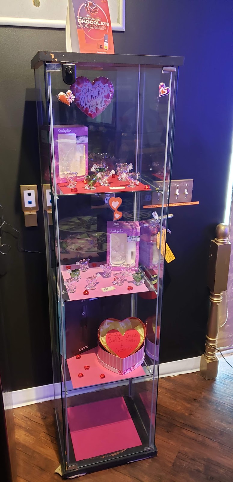 Micro Gold Retail Cannabis | 220 N Railway St, Okotoks, AB T1S 0E2, Canada | Phone: (587) 327-2667