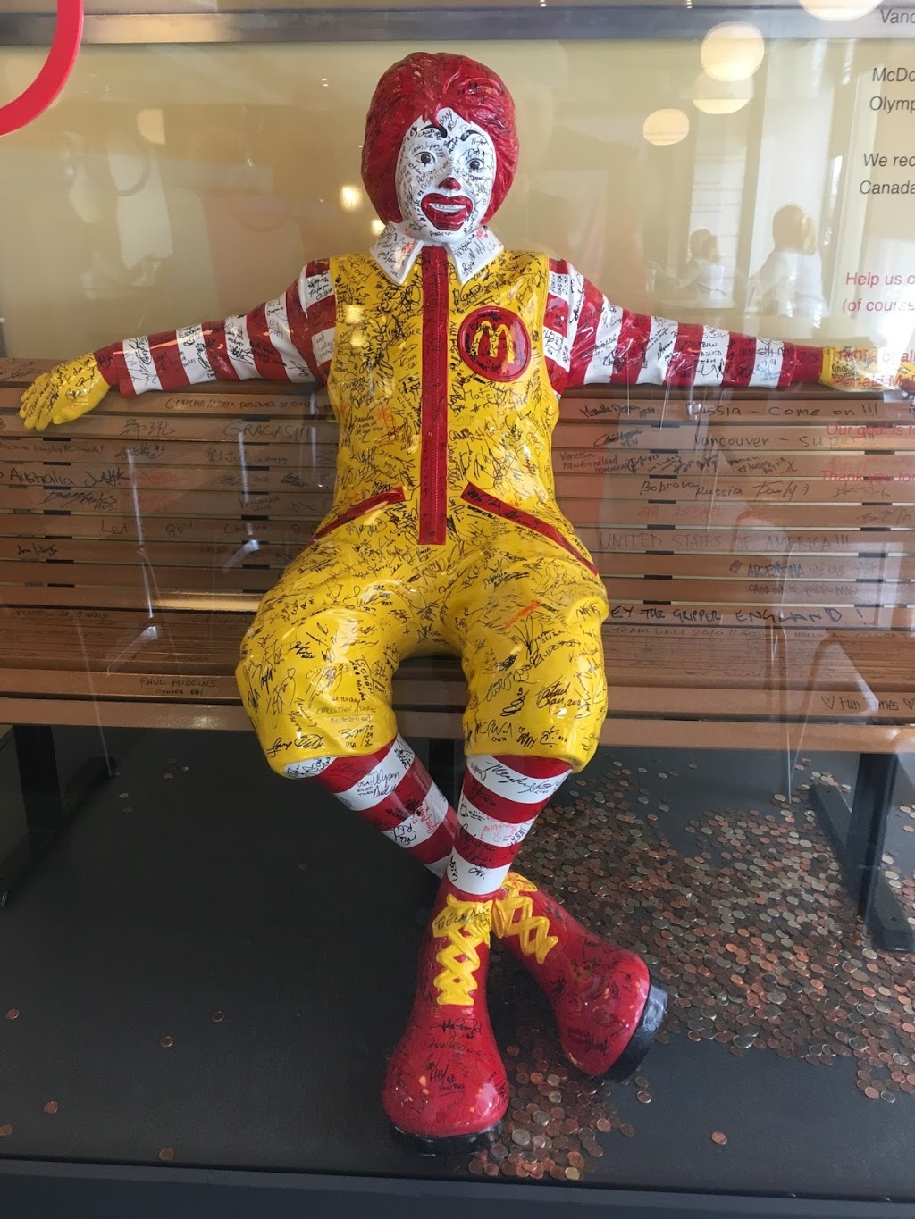 McDonalds - Corporate Office | cafe | 1 McDonalds Place, Toronto, ON M3C 3L4, Canada | 4164431000 OR +1 416-443-1000
