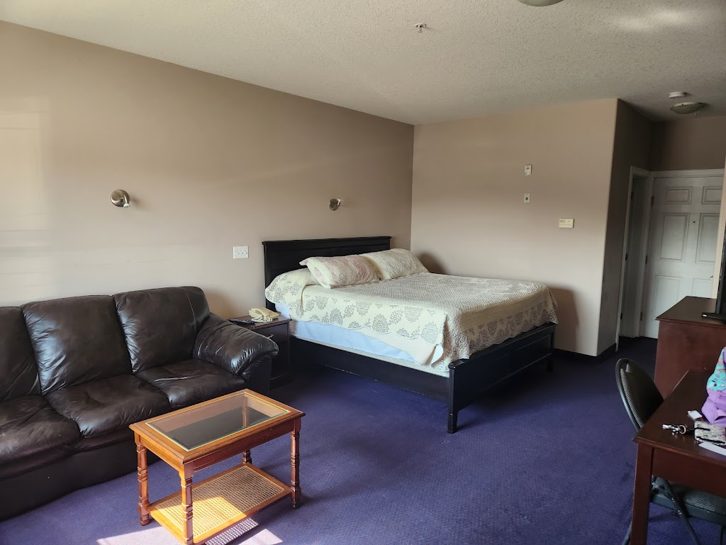 Westwood Inn | 5002 34 Ave, Drayton Valley, AB T7A 1S5, Canada | Phone: (780) 514-3554