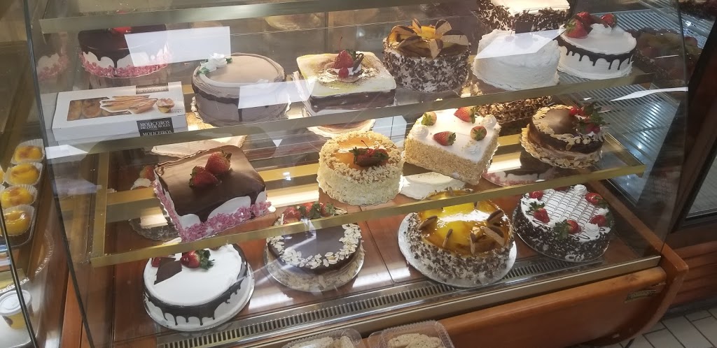 Nova Pastry & Bakery | 3635 Cawthra Rd, Mississauga, ON L5A 2Y5, Canada | Phone: (905) 279-3206