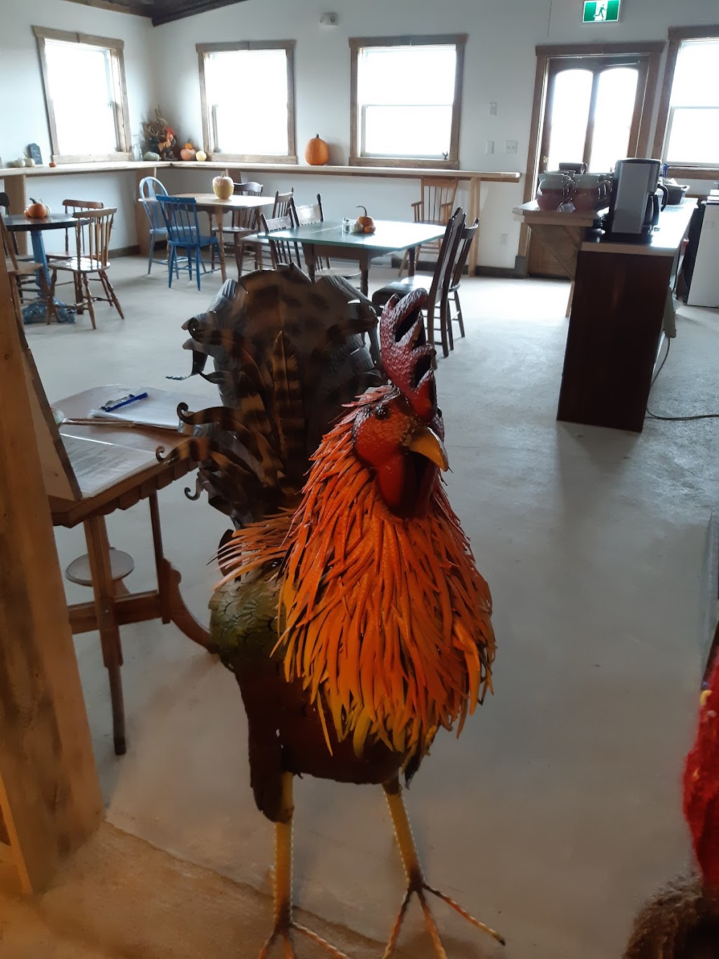 The little red rooster café | 2927 Fredericton Rd, Salisbury, NB E4J 2E6, Canada | Phone: (506) 372-5640