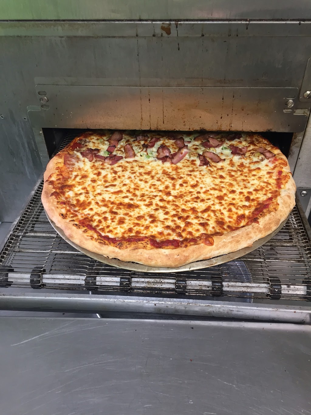 Papa pizza Cantley | 393 Montée de la Source, Cantley, QC J8V 0J2, Canada | Phone: (819) 607-1717