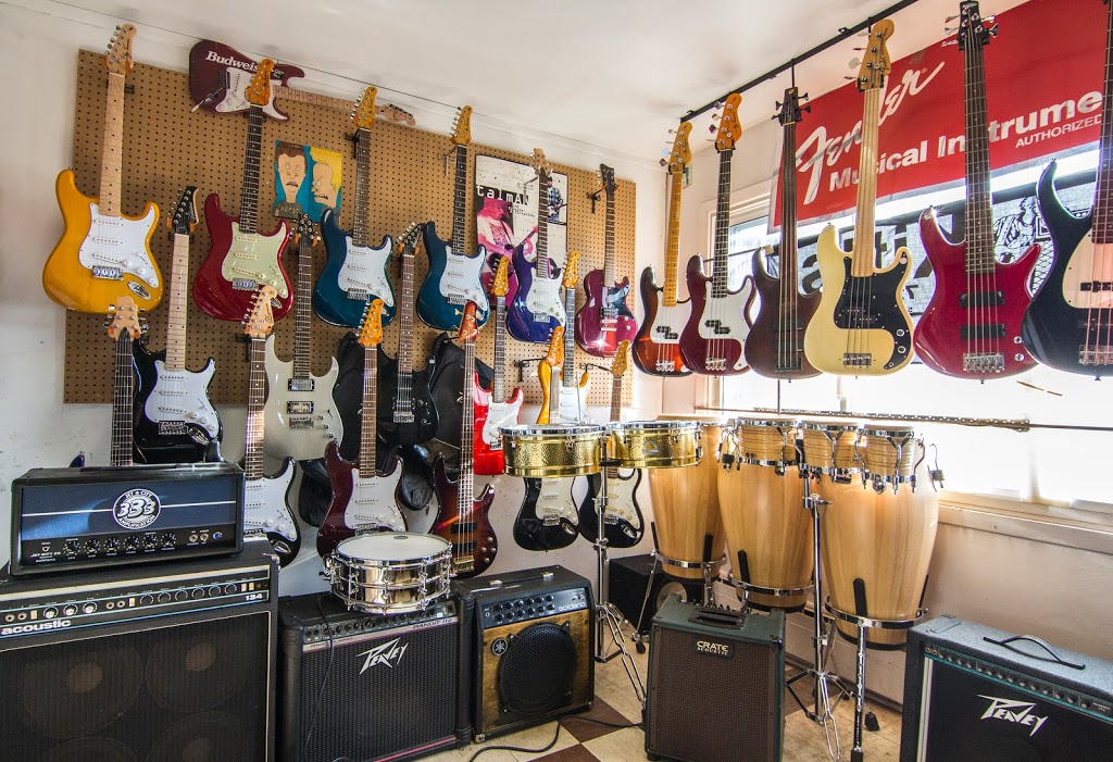 Kitts Musique | 5350 Rue Jean-Talon Est, Saint-Léonard, QC H1S 1L5, Canada | Phone: (514) 725-7473