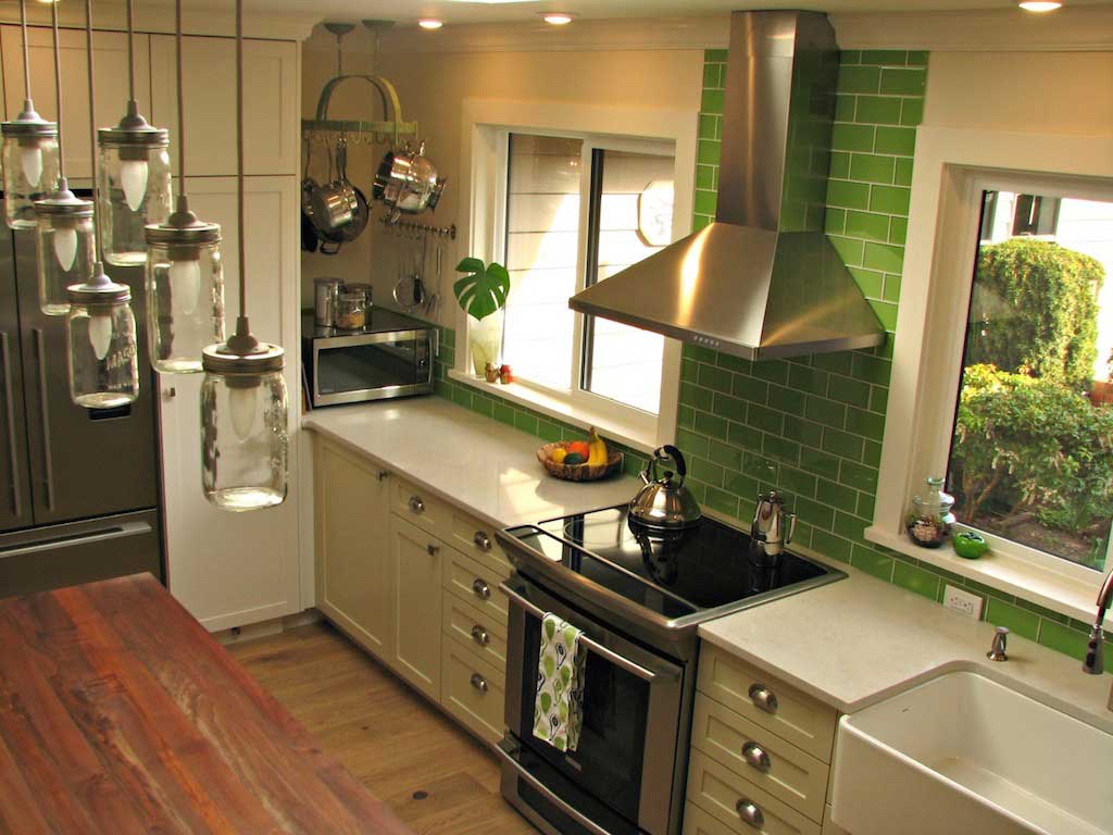 Classic Home Improvements | 755 Vanalman Ave #12, Victoria, BC V8Z 3B8, Canada | Phone: (250) 477-2757