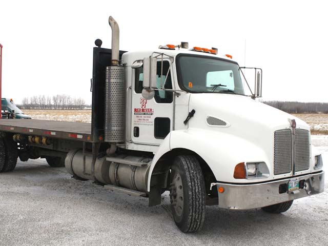 Red River Messenger Courier Inc. | 701 Greenwood Ave, Selkirk, MB R1A 3T5, Canada | Phone: (866) 785-1051