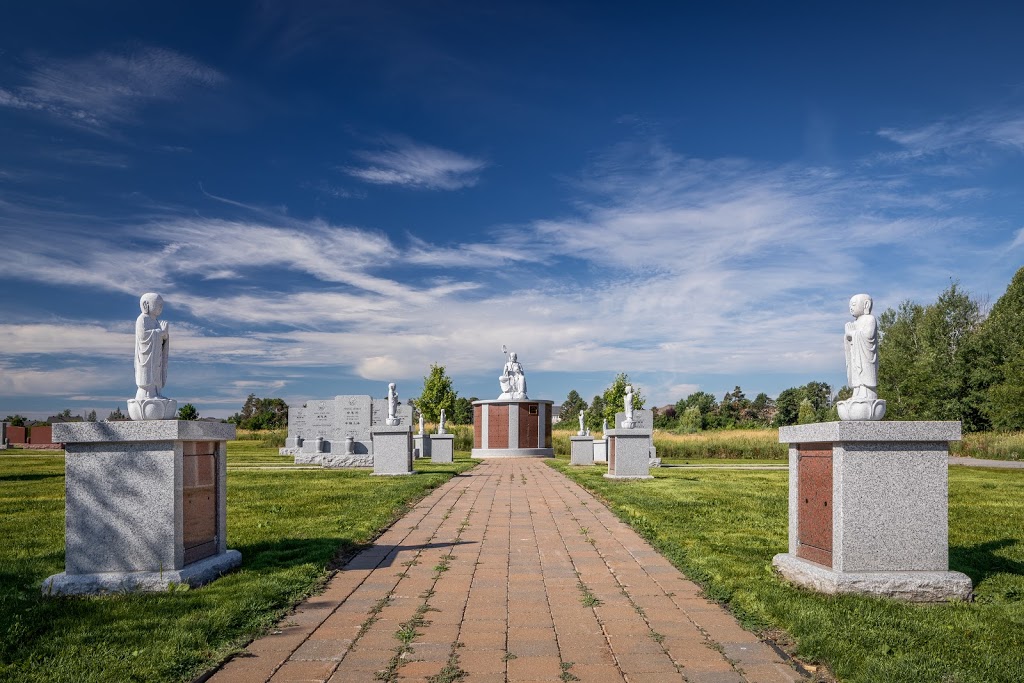 Capital Funeral Home & Cemetery | 3700 Prince of Wales Dr, Nepean, ON K2C 3H2, Canada | Phone: (613) 692-1211