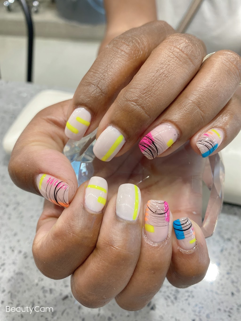 Glowin Nails & Spa | 233 Earl Stewart Dr c7, Aurora, ON L4G 7Y3, Canada | Phone: (905) 503-8008
